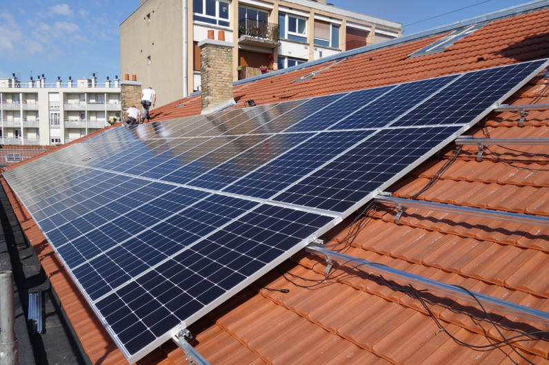 Installation de panneaux photovoltaïques