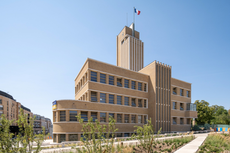 Hôtel de ville de Cachan.